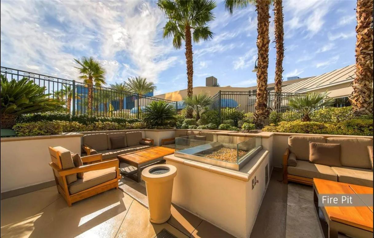 לאס וגאס Signature Mgm Suite With Strip And Sphere View מראה חיצוני תמונה